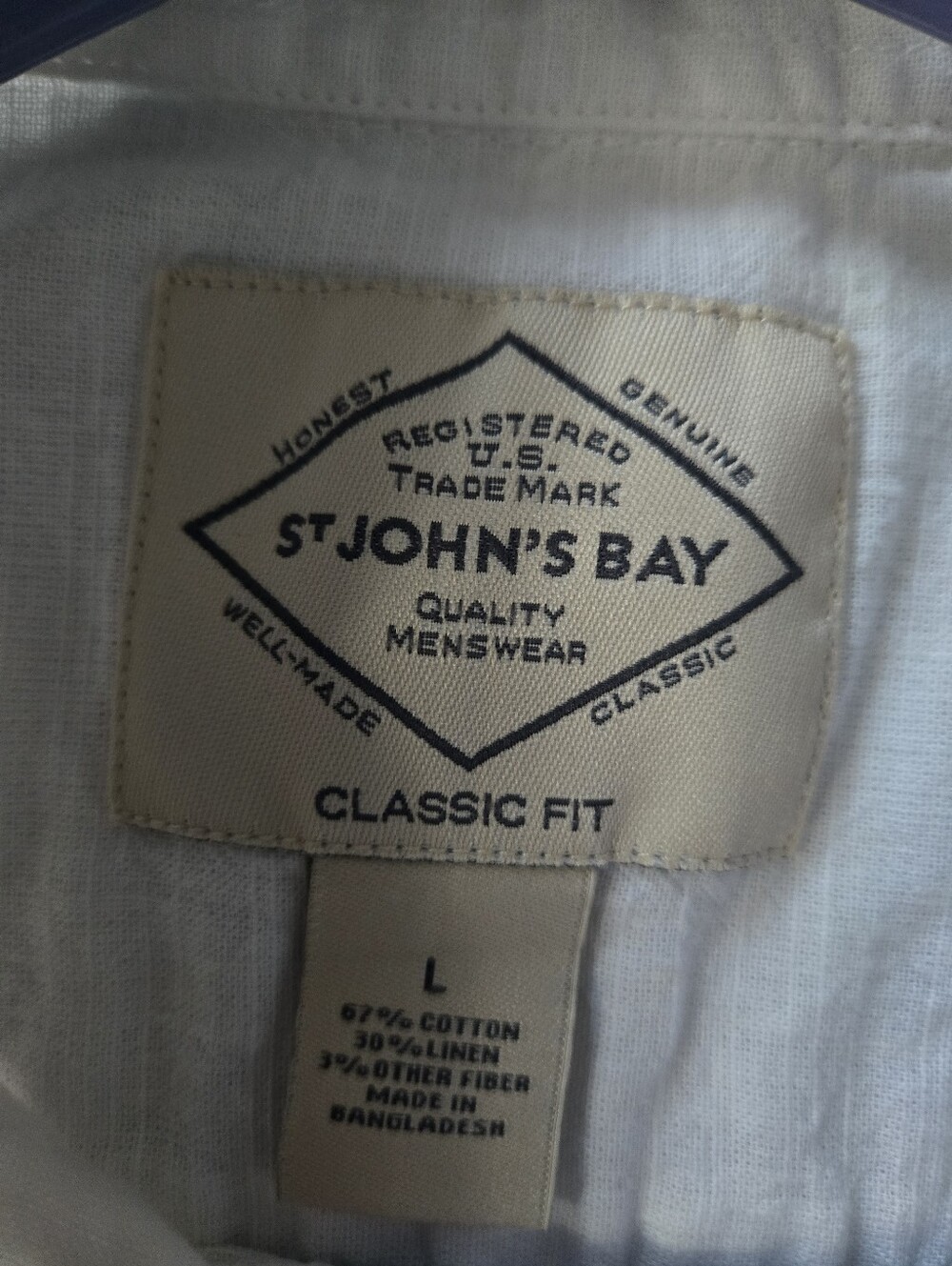 St. John's Bay white short-sleeve button-down Shirt-Lg - Picture 4 of 5